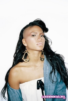 nylonmagjunejuly2011-09.jpg