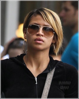cassie-whole-foods-INF.jpg